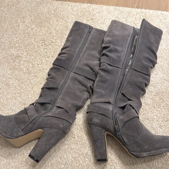 Grey calf high heel boots - Picture 7 of 7